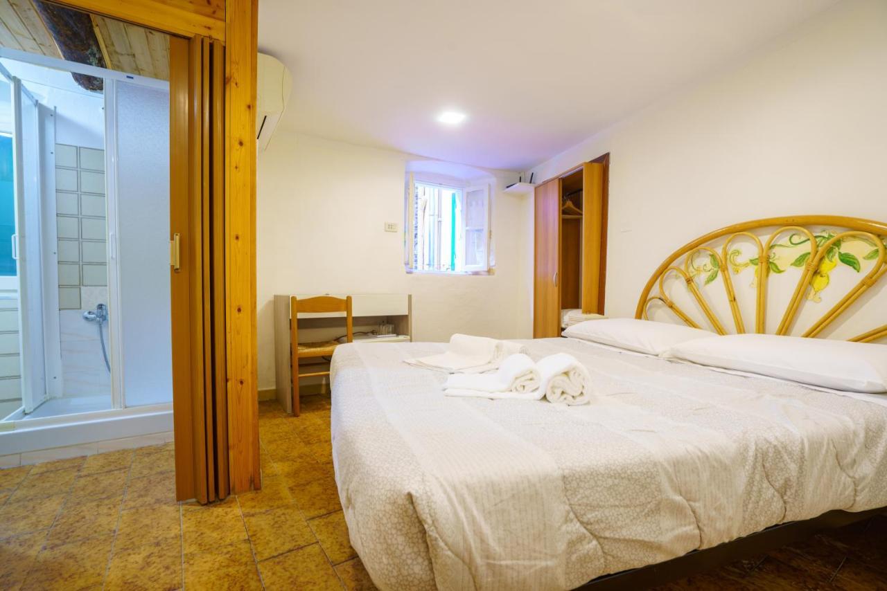 Ca Torre Hotel Riomaggiore Bagian luar foto
